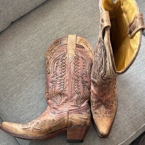 Rustic Leather Heeled Boots